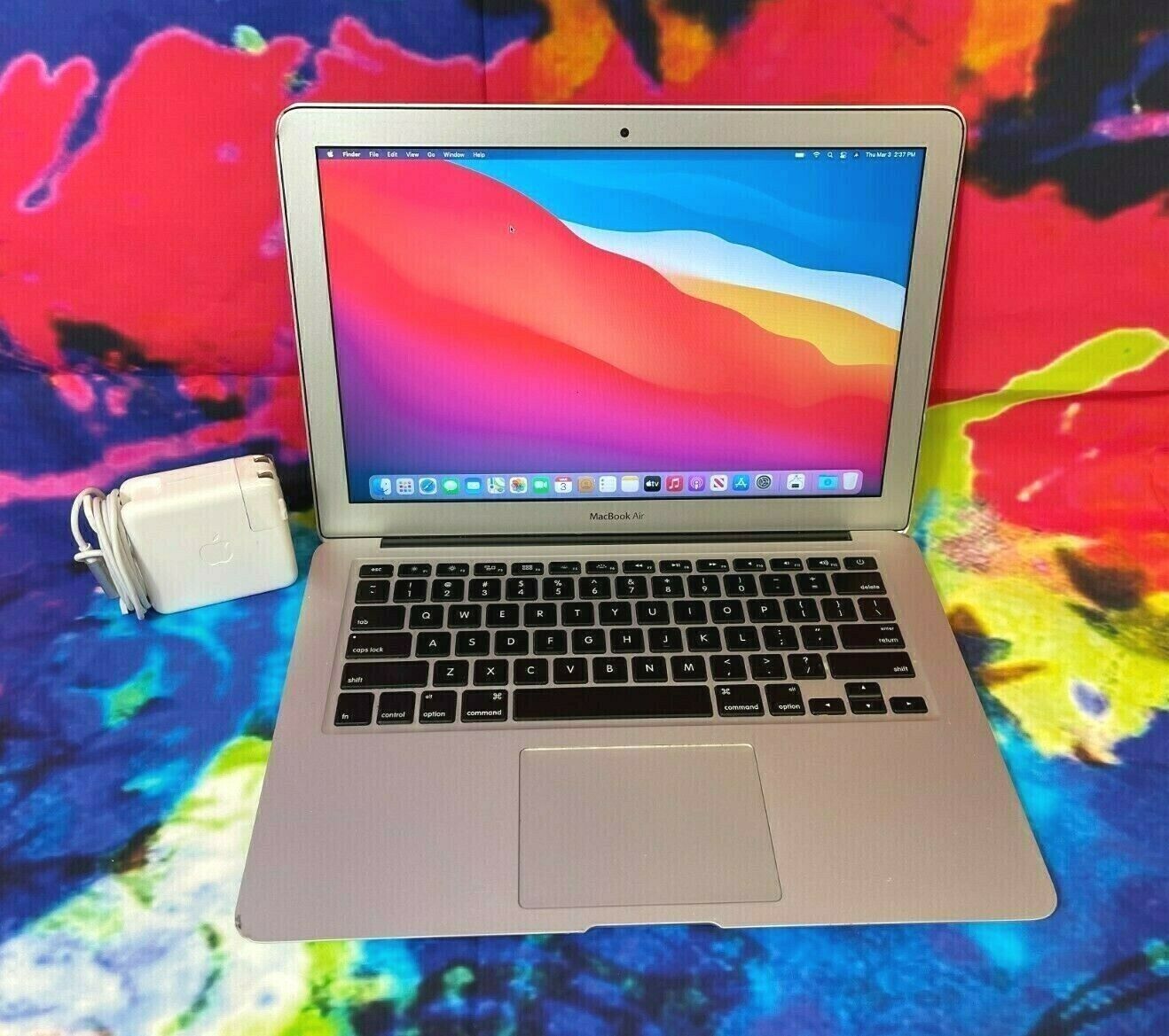 2017 Apple Macbook Air 13 Laptop - 1.8GHZ 8GB RAM 128GB SSD - MacOS Monterey. Available Now for $159.00